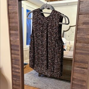 Evereve Black and White Sleeveless Blouse